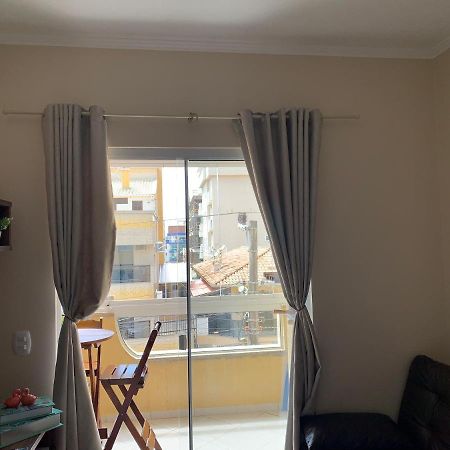 Edificio Bernardo Apartment Bombinhas Exterior photo