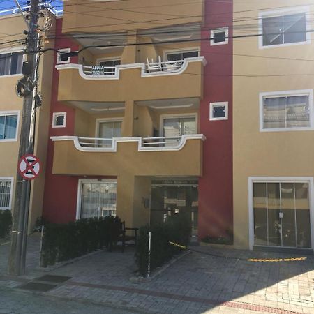 Edificio Bernardo Apartment Bombinhas Exterior photo